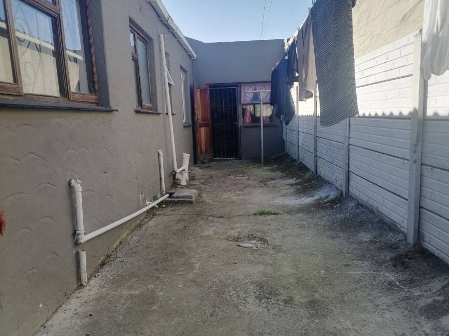 3 Bedroom Property for Sale in Palm Park Western Cape